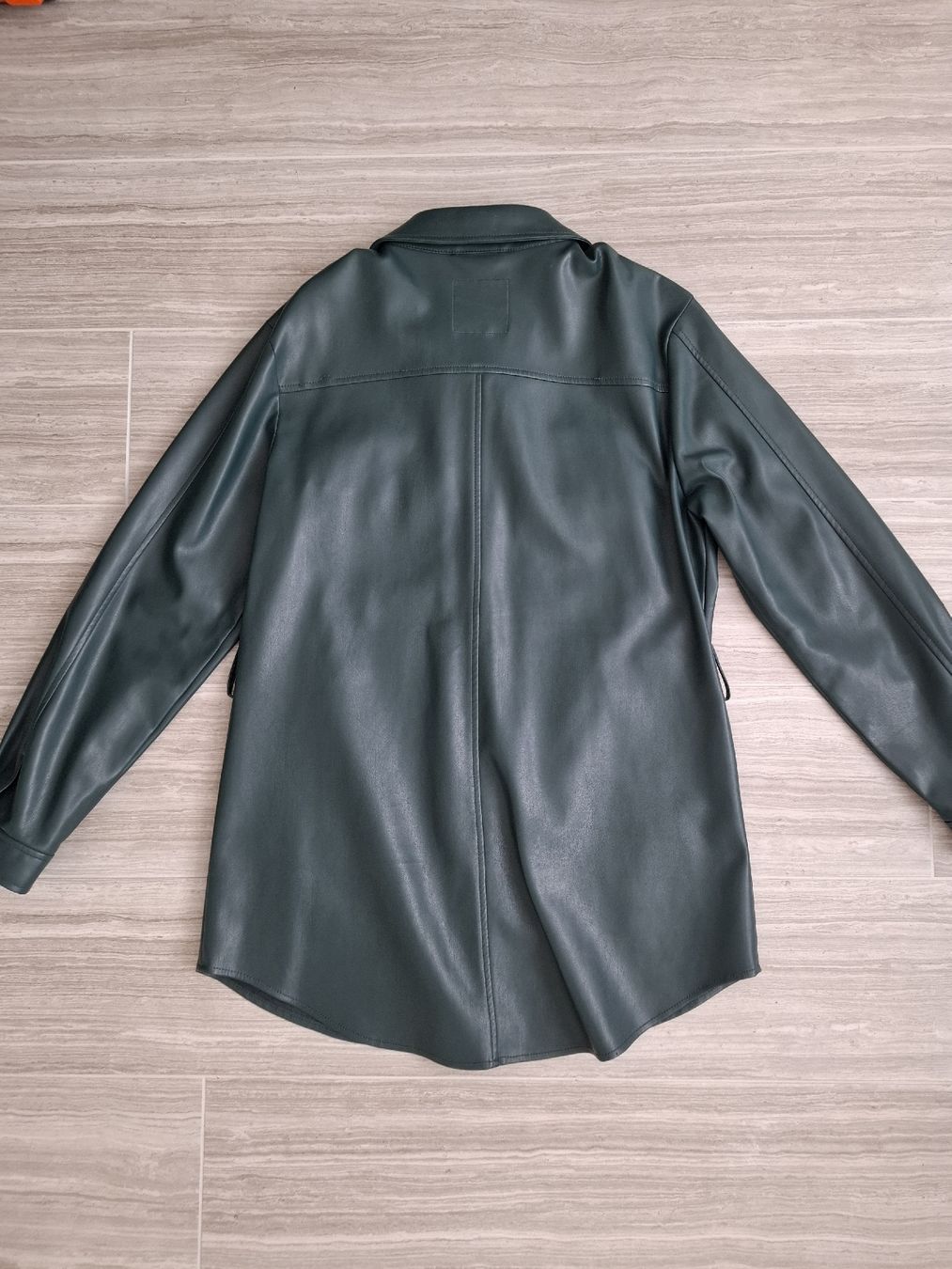 Tally Weijl Jacken: veste verte taille M – Gebraucht aus Ecublens FR von ame_y8tq 7