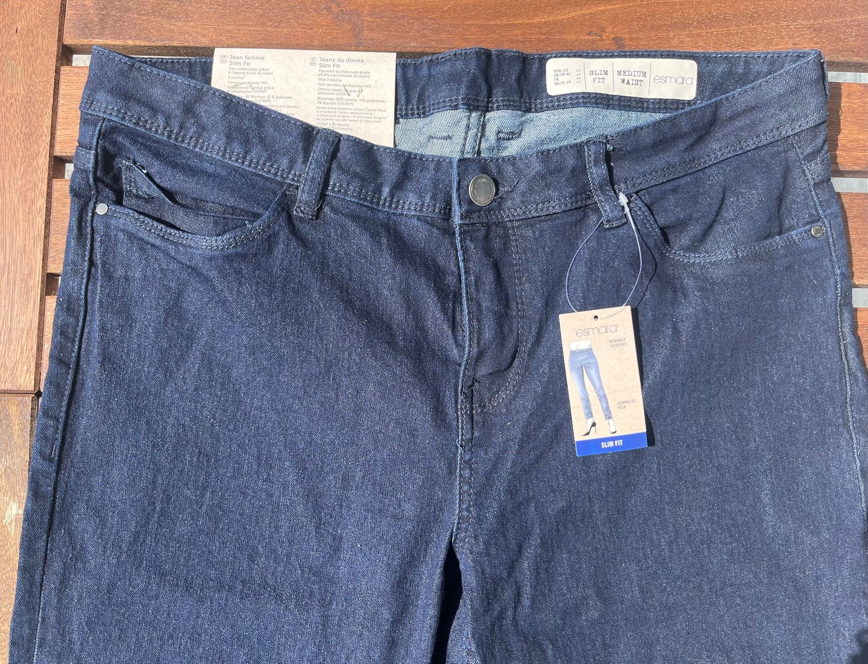 Jeans: Jeans taille 42 neufs – Nuovo e nell'imballaggio originale da Neuchâtel venduto da Virg30 1