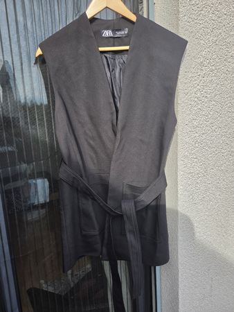 Gilet long Zara noir avec ceinture taille L bon état
