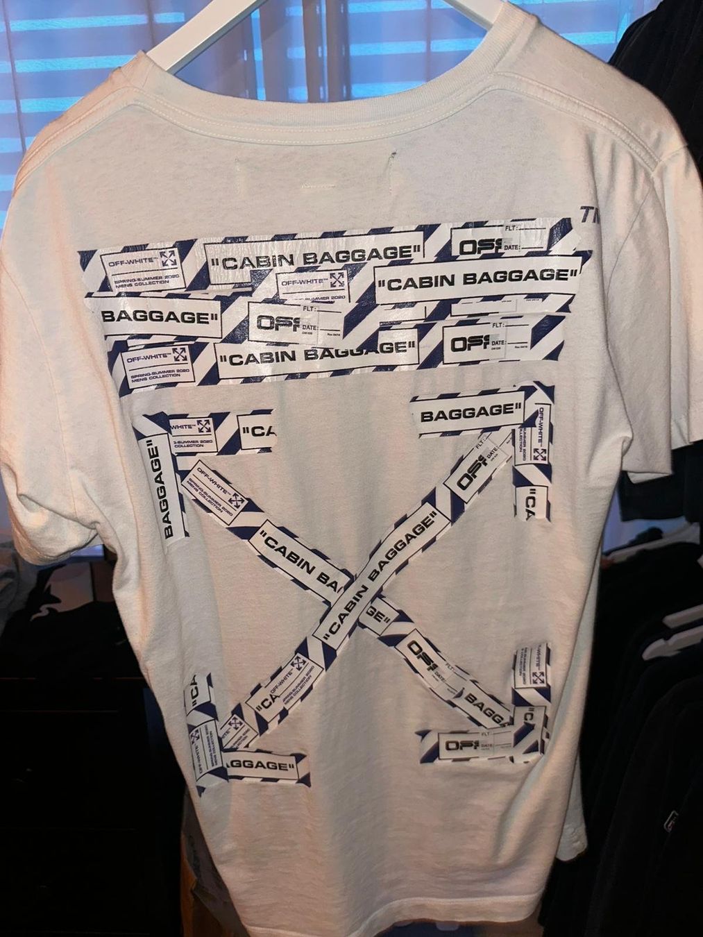 Off-White T-shirt: Off White Shirt (M) – Usato da Bern venduto da XXM38