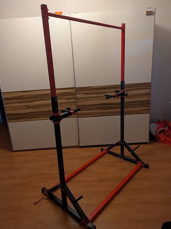Hometrainer: Klimmzugstange + Dip Station – Usato da Fislisbach venduto da Kasparreto