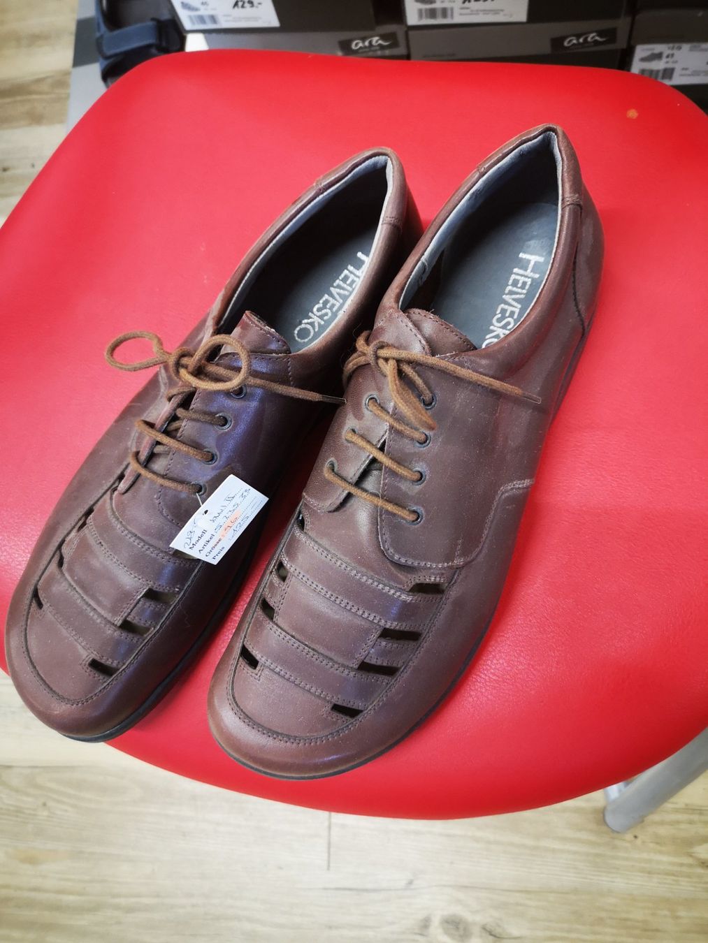 Helvesko Herrenschuhe: Helvesko – Neu und originalverpackt aus Möhlin von Highwaytom 2
