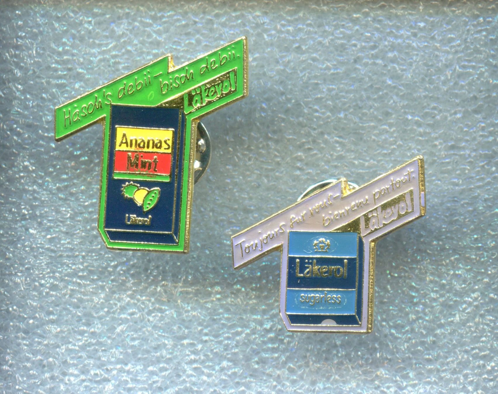 Placchette & Badge: 2 Pins  Läkerol – Usato da Winterthur venduto da Sammleroase
