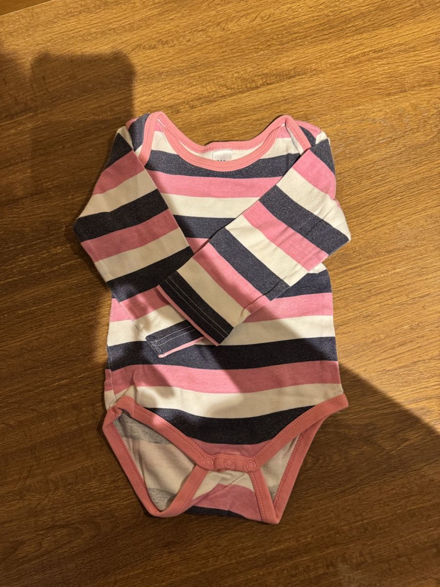 Lotti & Set di vestiti: Lot bodies manche longue taille 9 à 12 mois – Usato da Erde venduto da Kitkatekate 1