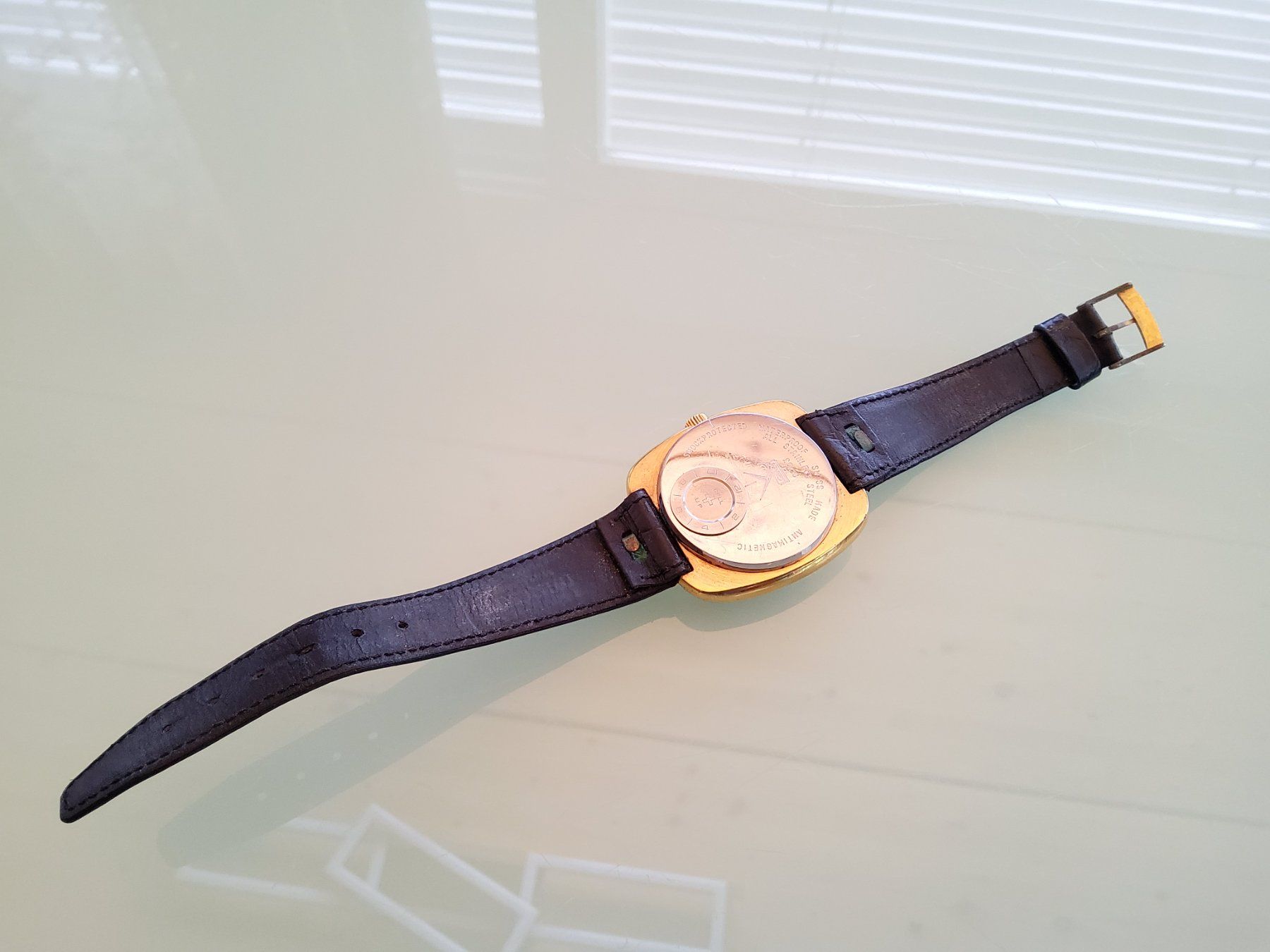 Montres: Montre bracelet Camy  – Défectueux à Malleray par Broc-Mo 2