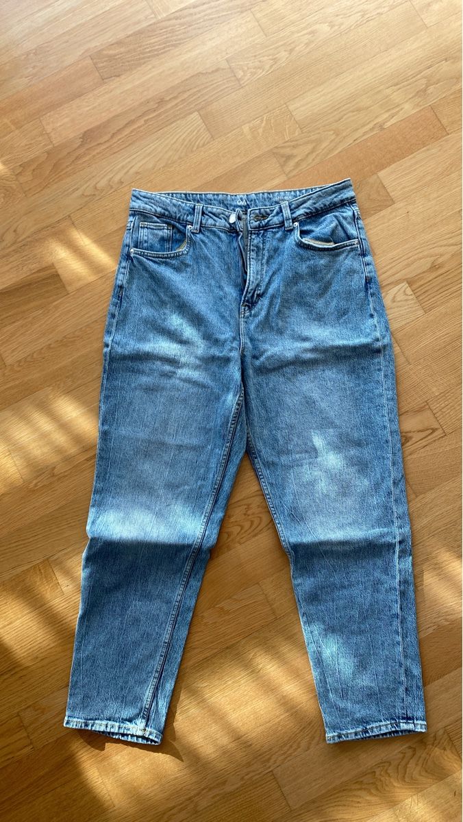 C&A Jeans: Stylische Mom Jeans Grösse 42 – Neu (gemäss Beschreibung) aus Thun von