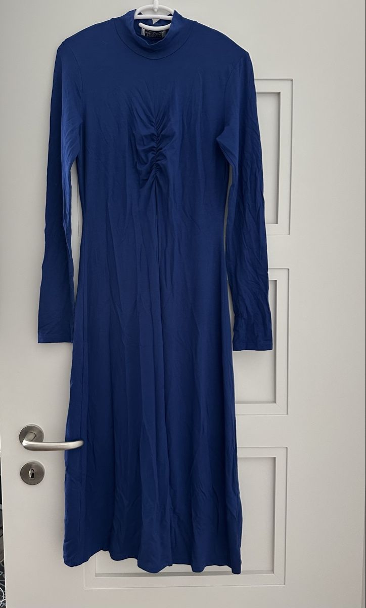 Kleider: Comfortable midi Dress – Neu (gemäss Beschreibung) aus Zürich von juz_2t2j 1