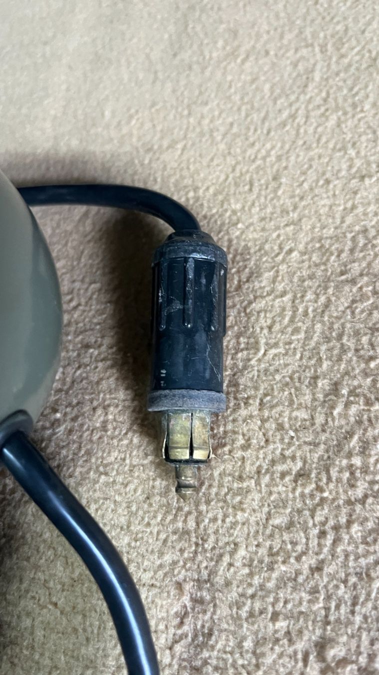 Fari: Tarnlampe 1966 Land Rover – Usato da Niederbipp venduto da Wcobra 2