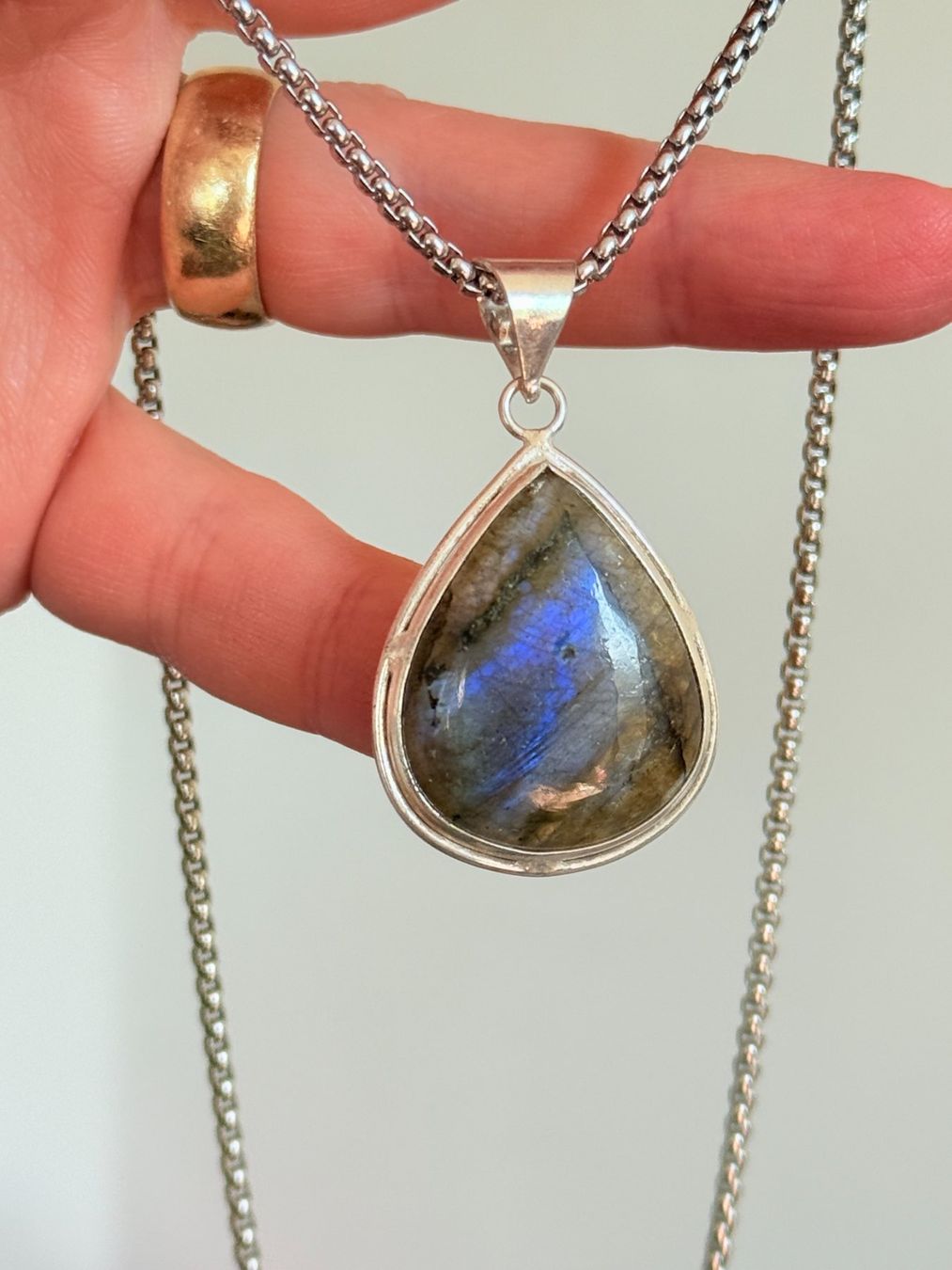 Catenine: Collier Labradorite  - Élégant & Unique! – Nuovo e nell'imballaggio originale da Genève venduto da AGBERG