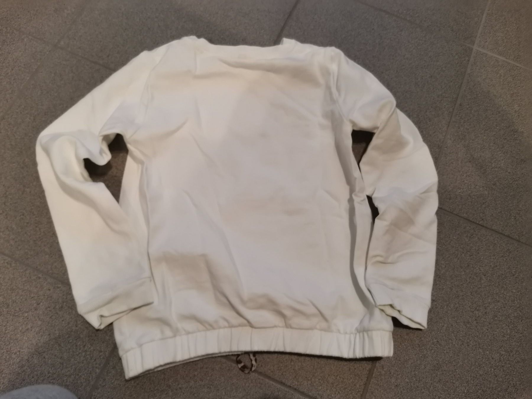 Pullover & Sweatshirts: Pullover 140, Mädchen – Neu (gemäss Beschreibung) aus Oftringen von januarloch 1