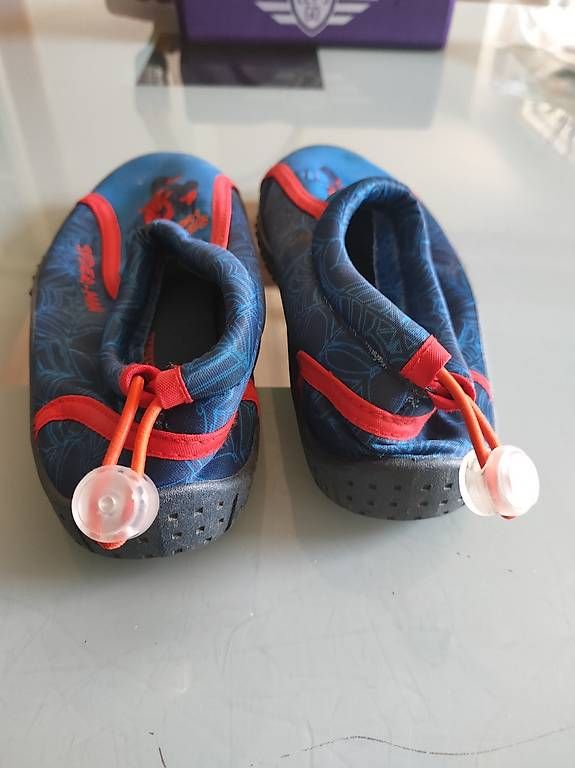 Schuhe für Jungen: Chaussons enfants pour la plage – Gebraucht aus Bière von bla_b9zg