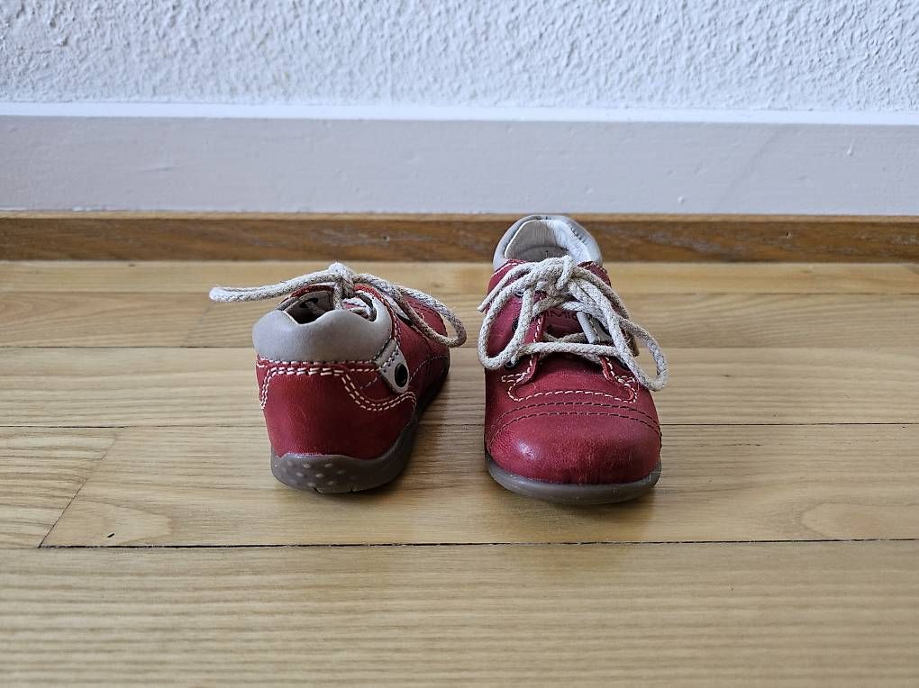 Scarpe per ragazzi: Schuhe Grösse 18 Primigi & Elefanten – Usato da Basel venduto da Anja_1981 2