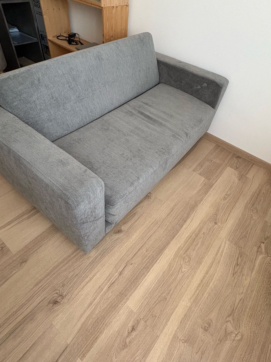 Sofas: Schlafsofa grau – D'occasion à Romanshorn par dav_r6ph