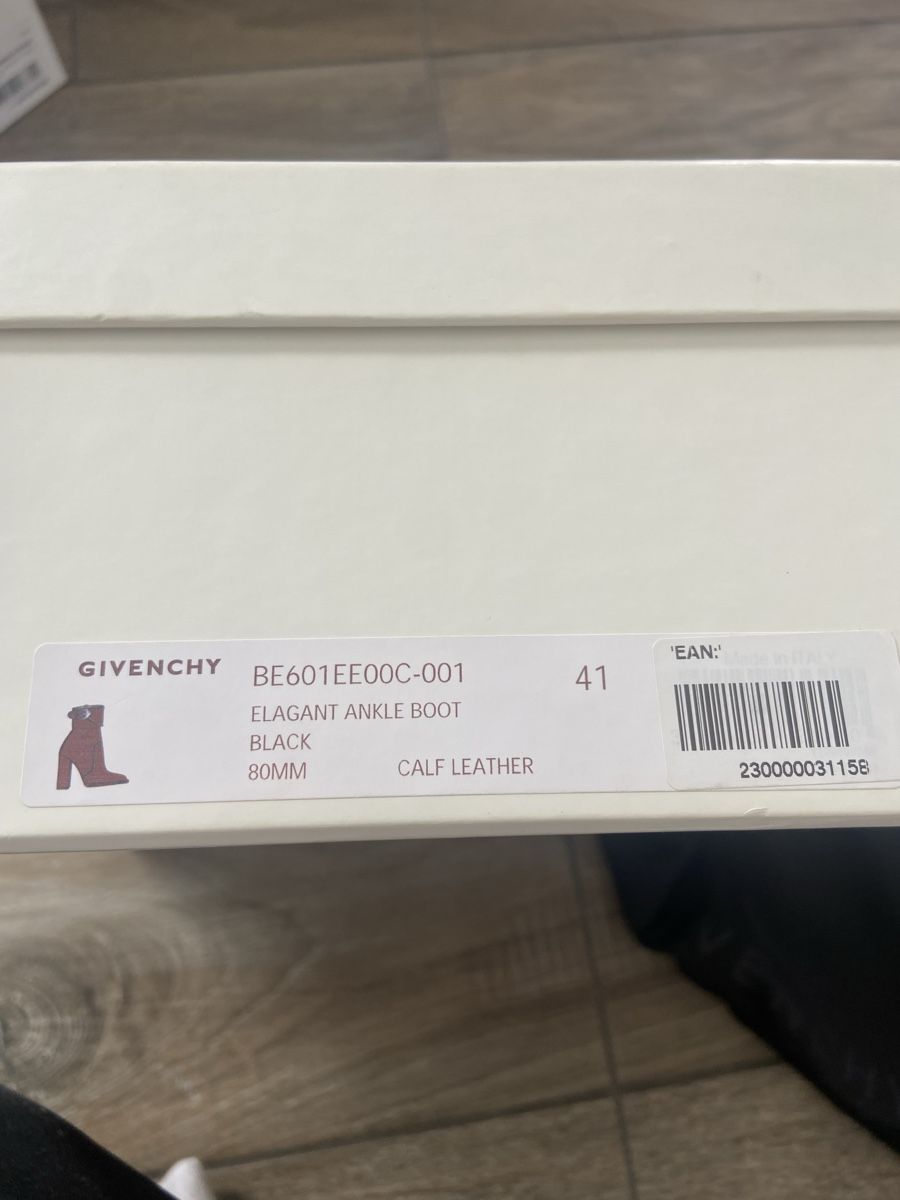 Scarpe da donna: GIVENCHY "Elegant Ankle Boot" Leder-Stiefeletten Gr. 41 – Nuovo (secondo la descrizione) da Männedorf venduto da Pauc02 9