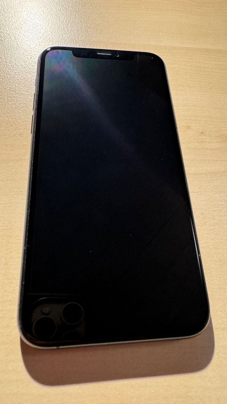 Apple Handys / Smartphones: iPhone 11 Pro 64 GB – Gebraucht aus Dättlikon von  3