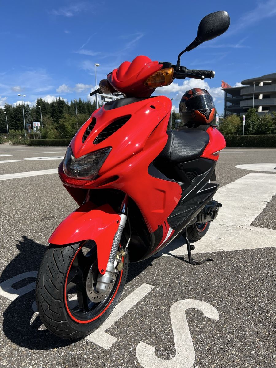 Yamaha Scooter: Yamaha Aerox – Usato da Dietwil venduto da peti_18 5