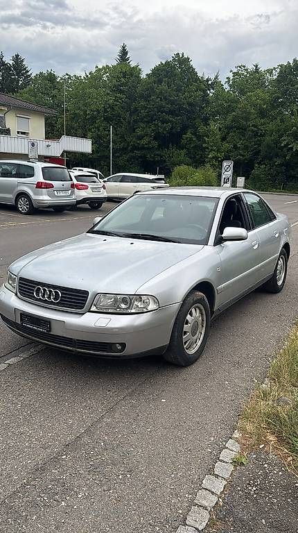 Automobili: Audi A4 B5 2.4 V6 Automat!  – Usato da Embrach venduto da siiviisii 1