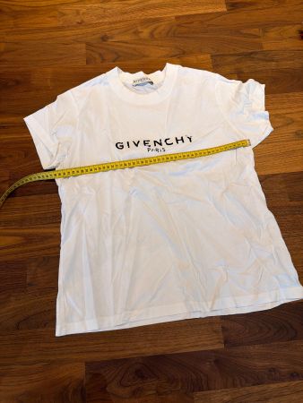 Weisses T-Shirt in Grösse L von Givenchy