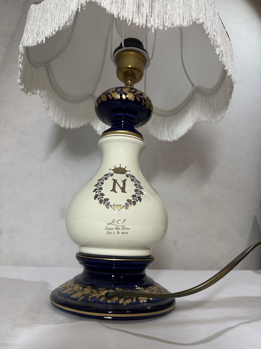 Lampade: Antike Tischlampe – Usato da Basel venduto da Hariva 1
