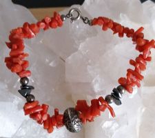 ARMBAND MIT KORALLE  - SILBER -  HÄMATIT