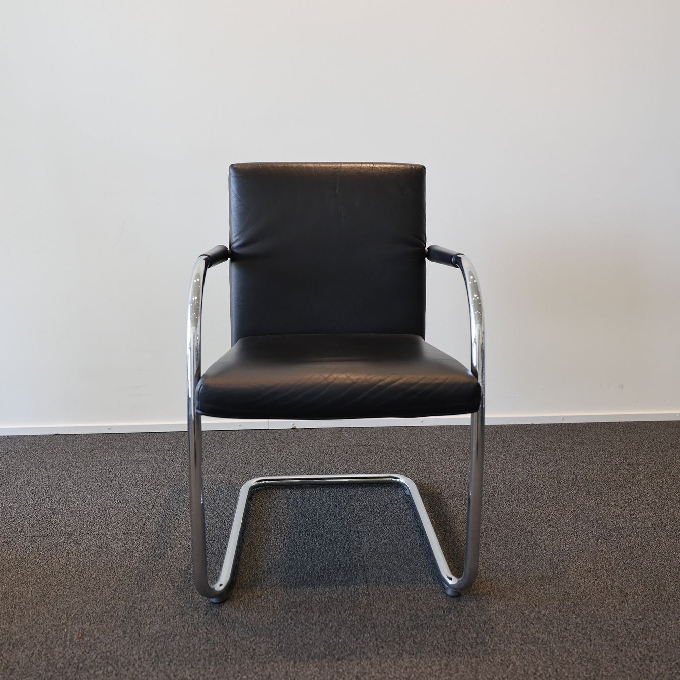 Vitra Stühle: Vitra Visasoft Freischwinger Stuhl Leder – Gebraucht aus Affoltern am Albis von Zapro 2
