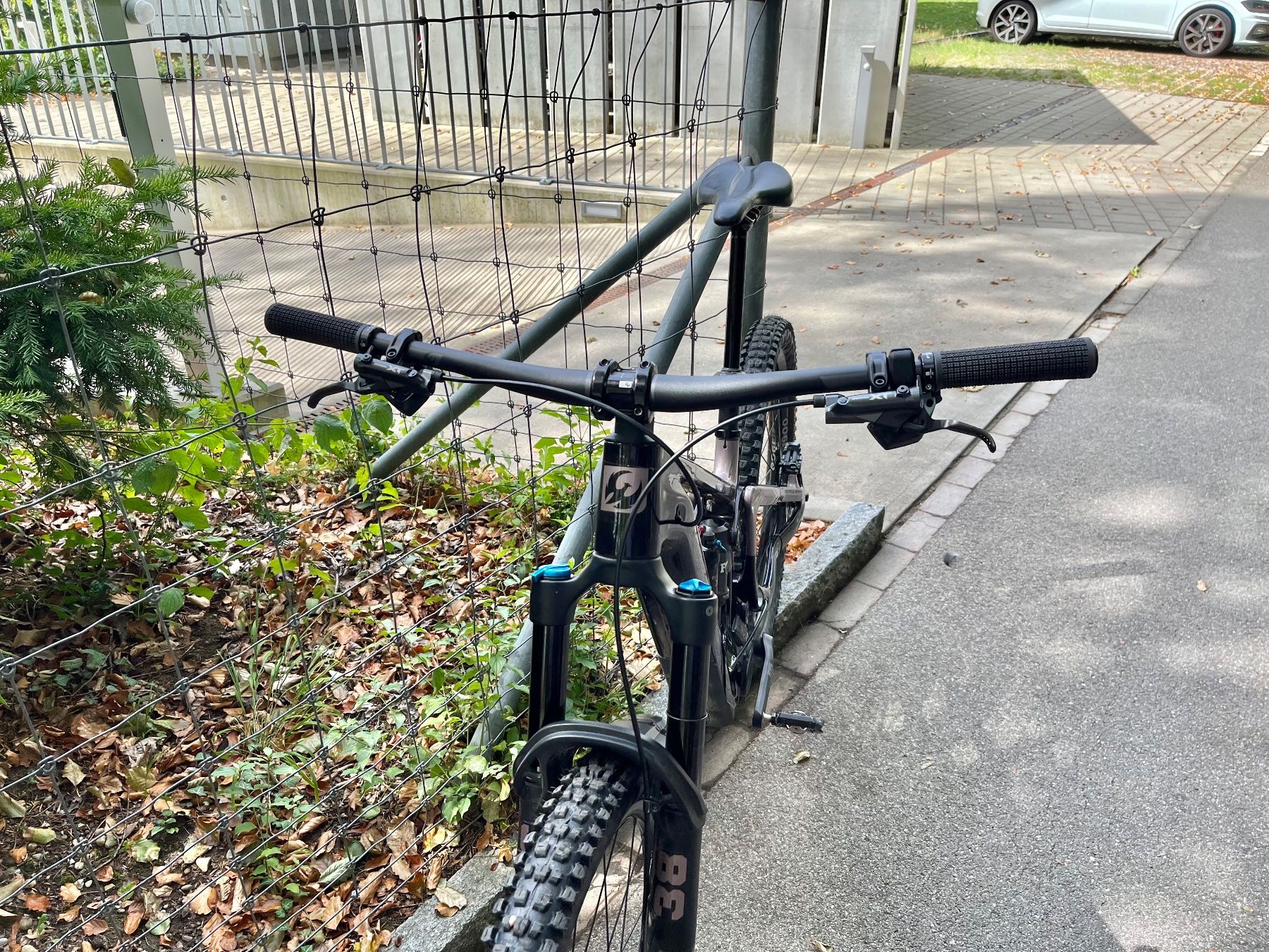 Vélos: Pivot Shuttle AMP‘D E-Bike mit Avonix MS2 Gr.MS – D'occasion à Winterthur par janser02 3