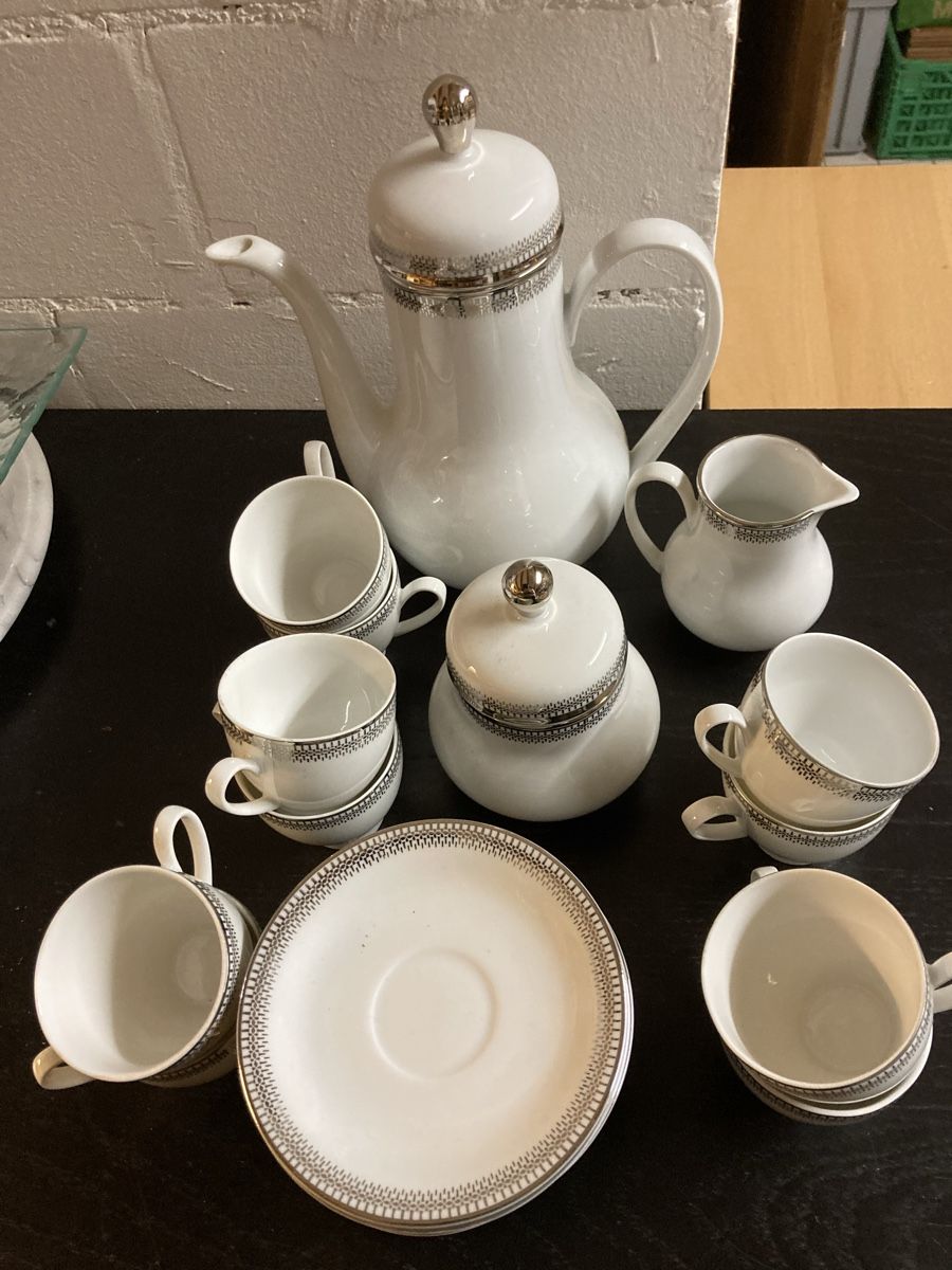 Set di piatti: Vintage Kaffeeset späte 60er Jahre – Usato da Ottikon venduto da lo99