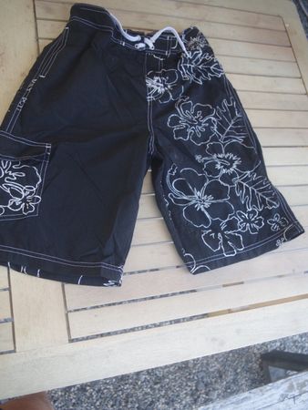 Short de bain One by One - T. 164 noir blanc Schwarz Weiss