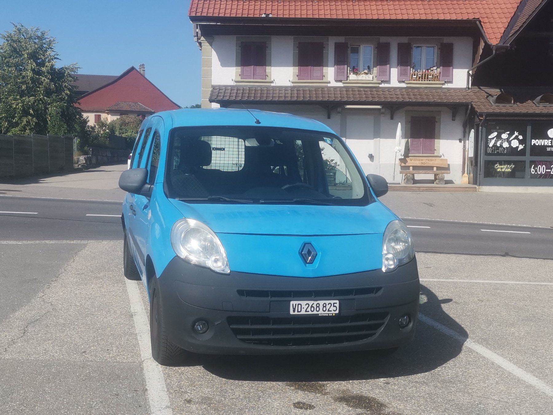 Renault Veicoli commerciali: Renault Kangoo maxi 1.5 dci 90 – Usato da Sottens venduto da monavis