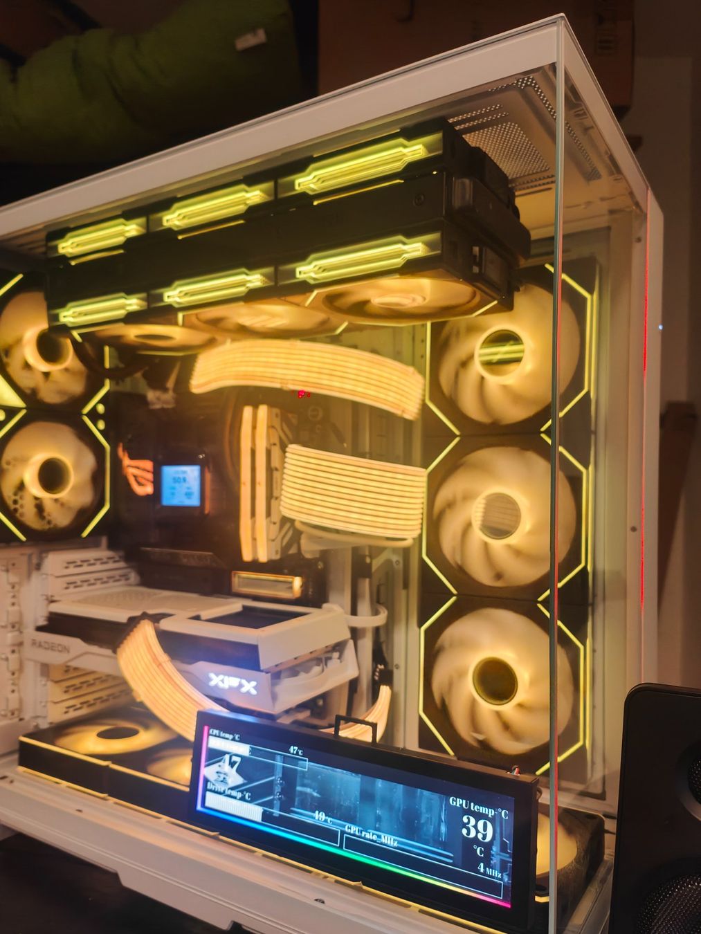 Asus PC: Gaming pc – Usato da Rieden SG venduto da inf_qp2r