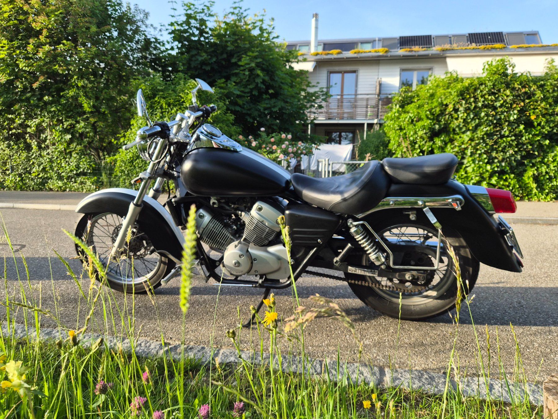 Honda Cruisers: Honda shadow vt125 Custom build – D'occasion à Wetzikon ZH par m_fruh23