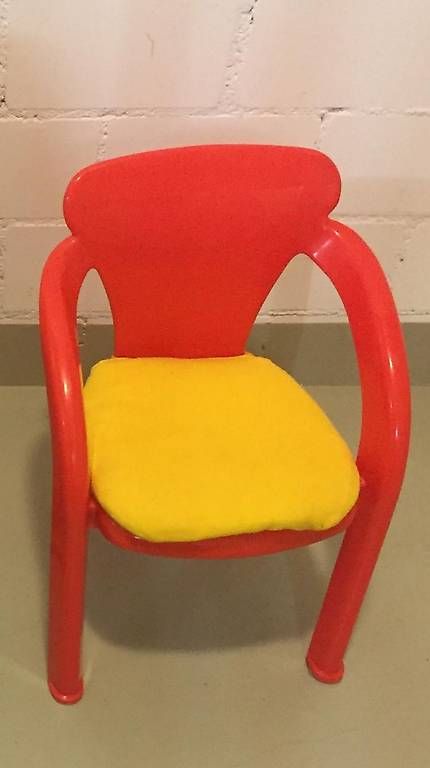 Sedie: 2 Kinderstühle rot – Usato da Frauenfeld venduto da anaul_2000