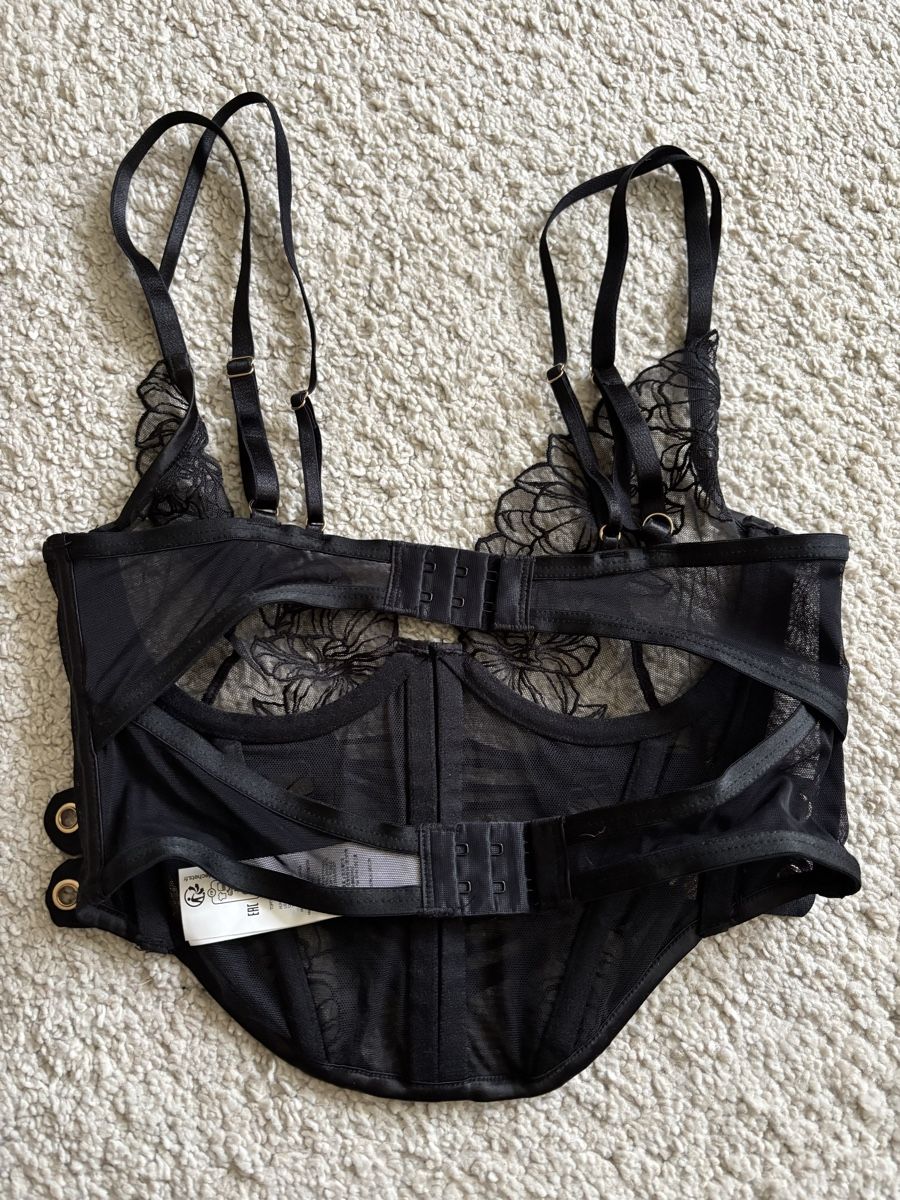 Hunkemöller Altra biancheria intima: Korsett Hunkemöller 70C – Usato da Basel venduto da Rose9917 2