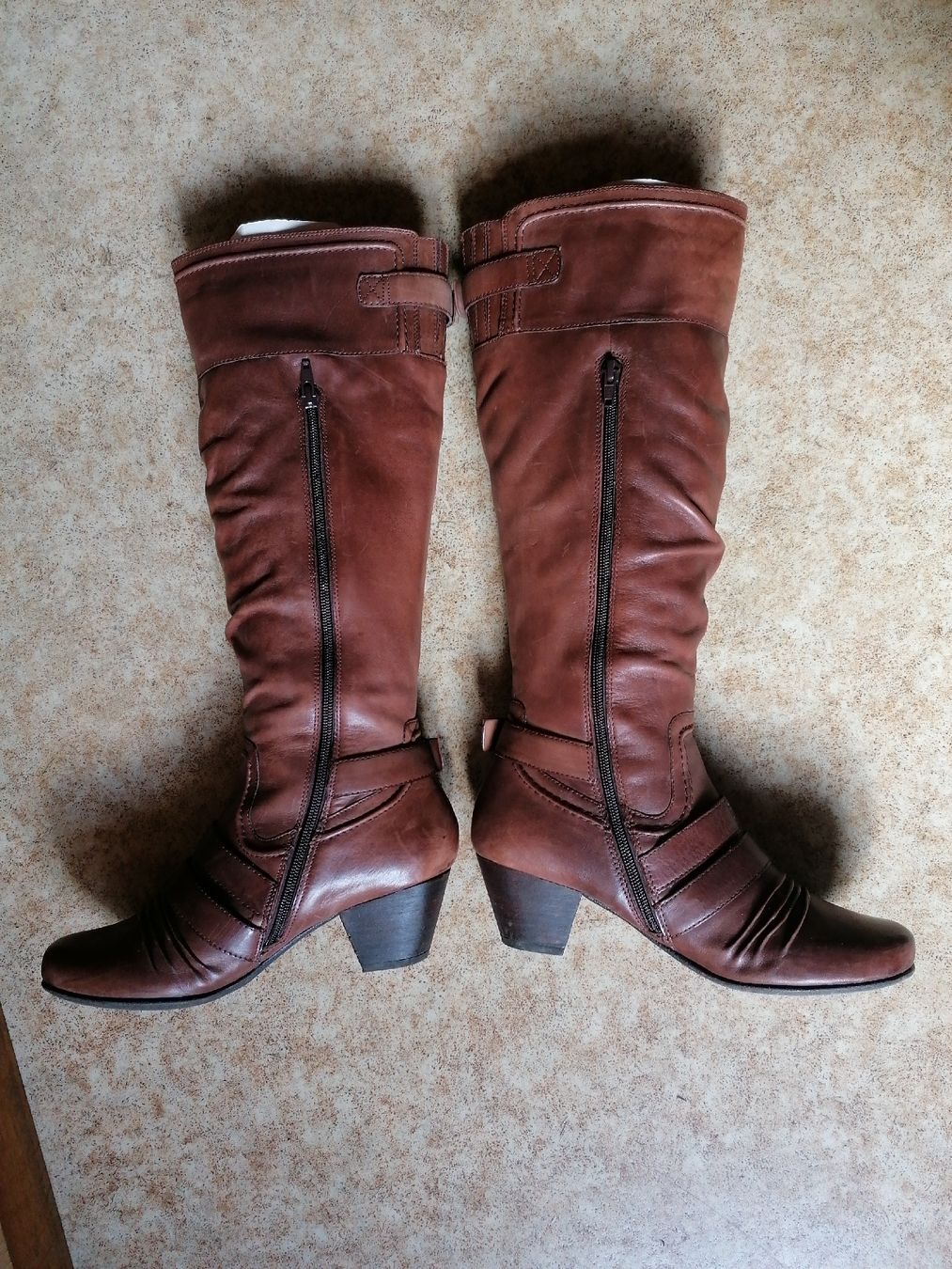 Scarpe da donna: Damenstiefel braun, echt Leder, Gr. 39 – Usato da Kaltacker venduto da Ddudi 2