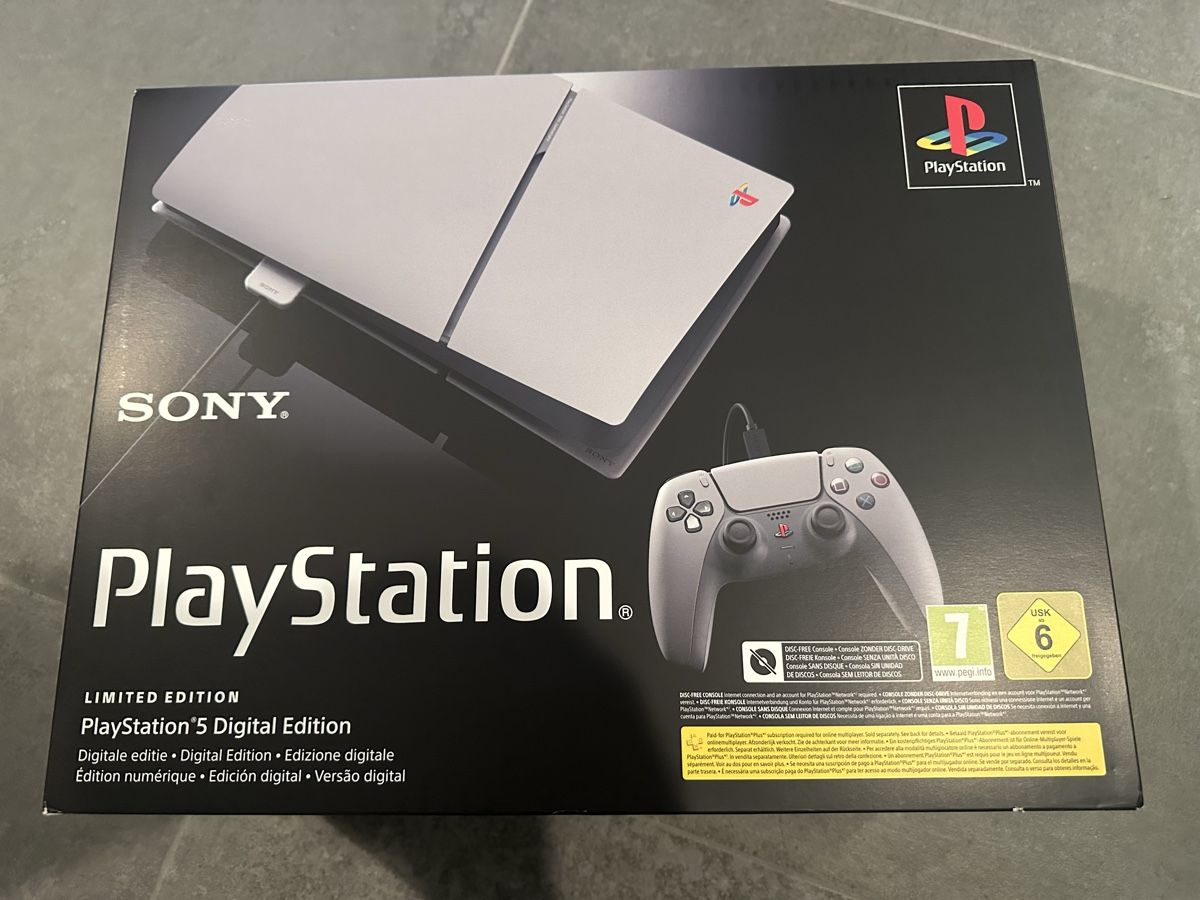 Sony Console: PS5 Digital Edition 30th Anniversary - Neuve scellée – Nuovo e nell'imballaggio originale da Onex venduto da daBraun 1