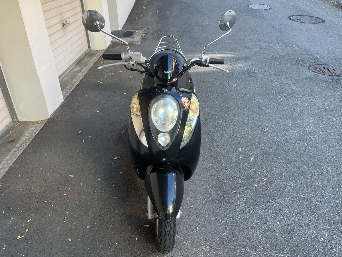 Route: SYM Mio 100  – Défectueux à Wettingen par ele_n8lj 1