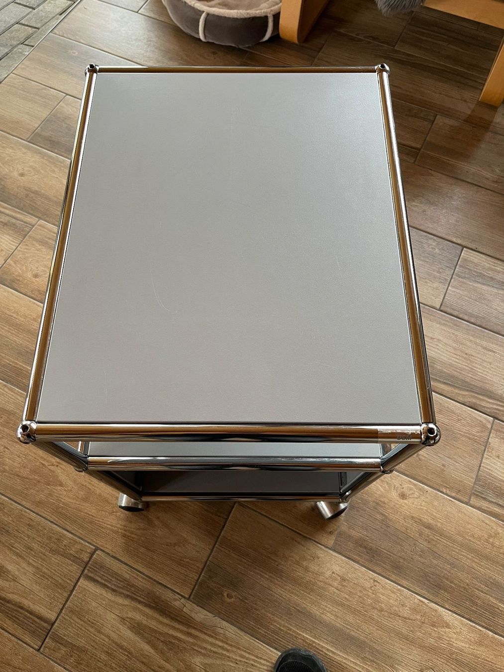 USM Eléments de bureau: USM Rollcontainer – D'occasion à Leuzigen par Baspi0 3