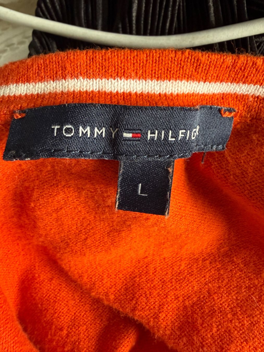 Tommy Hilfiger Pullover & Sweatshirts: Tommy Hilfiger Pullover orange – Neu (gemäss Beschreibung) aus Altendorf von Ga04 2
