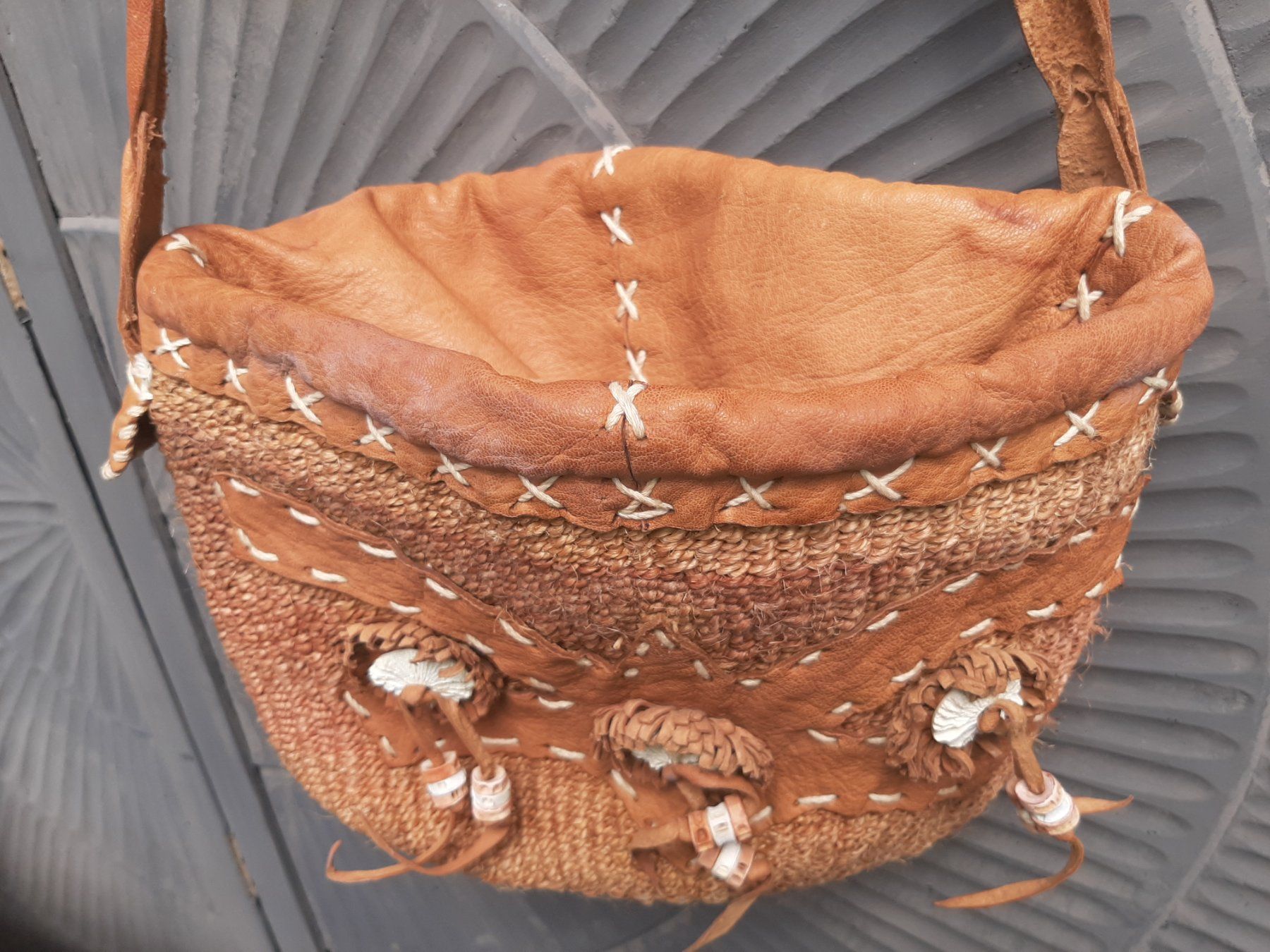 Fossil Borse: Schöne Boho Tasche Variabel als Beutelverschluss – Usato da Bern venduto da Preloved_NILE_4.Sale 7