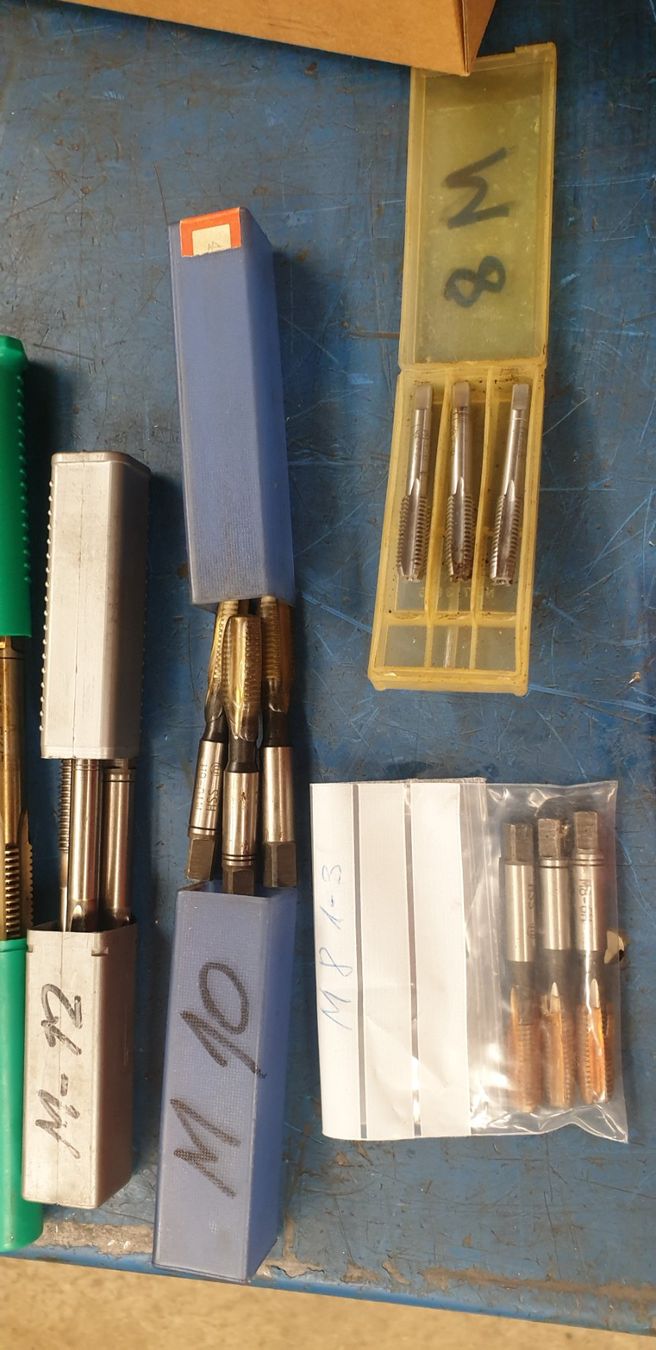 Tous les outils: Handgewindeschneider Gewindeschneider – D'occasion à Hünenberg par Gelini9 2