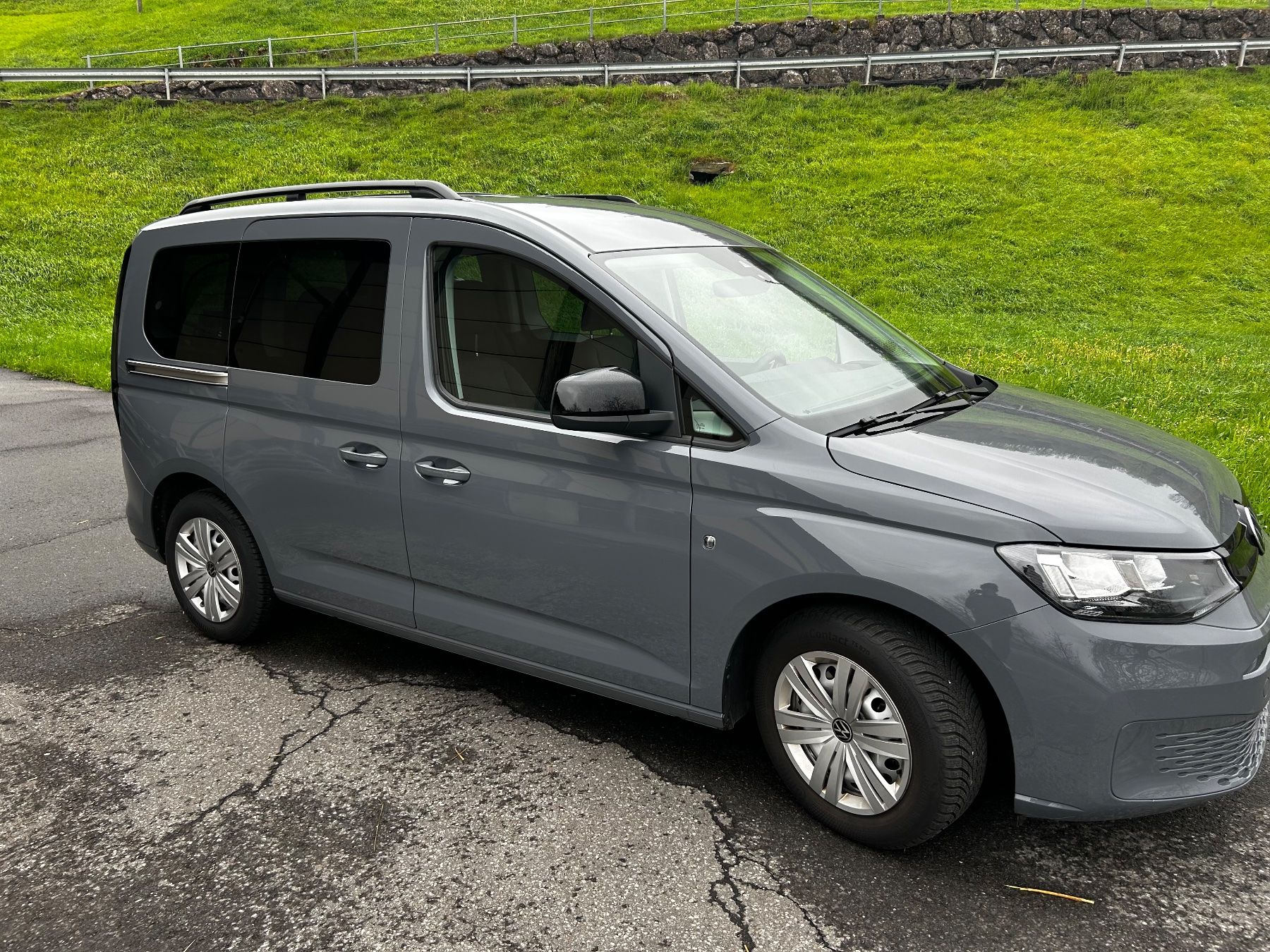 VW Veicoli da campeggio: VW Caddy Liberty Camper – Usato da Steinen venduto da JIT66_