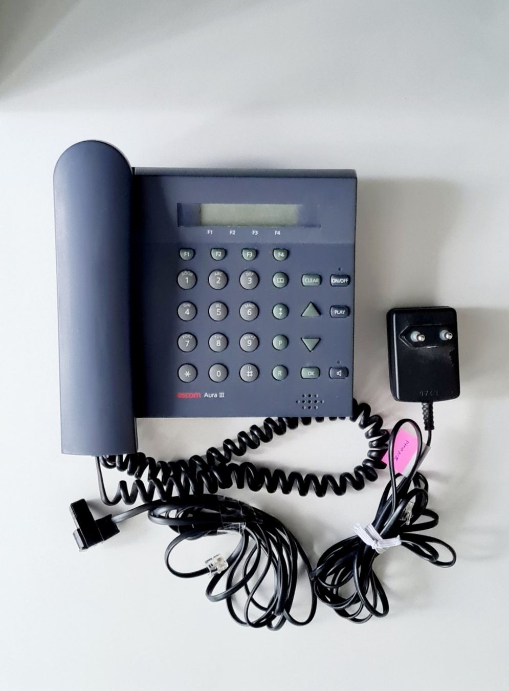 Telefoni: Ascom Aura III phone – Usato da Thônex venduto da AneleManele