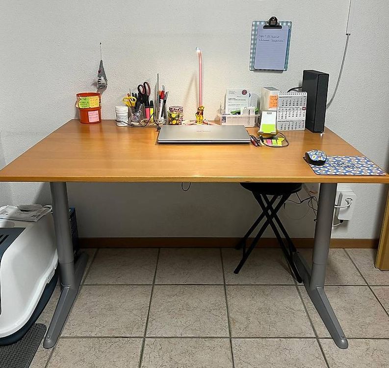 Mobili per ufficio - Scrivania ad anello cm.160 piano vetro