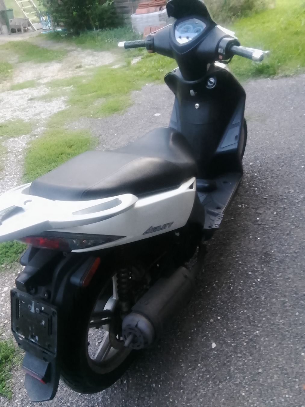 Kymco Scooters: Kymco Agility 200 ccm – Defekt aus Pfäffikon ZH von milcow 9