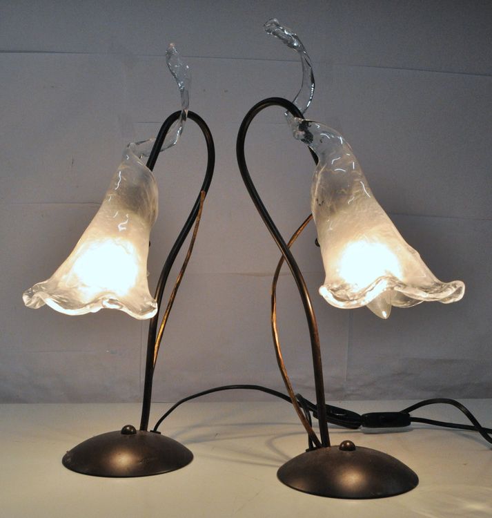 Lampe de table abat jour en verre classique