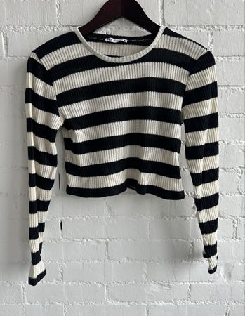 ZARA Strickpullover gestreift / Gr. M