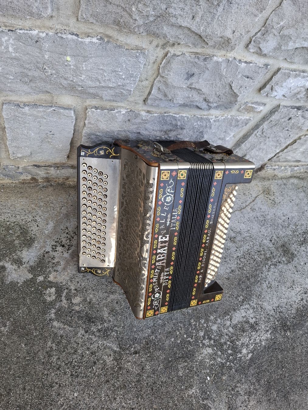 Strumenti musicali: belle chromatique antique – Usato da Villeneuve venduto da BibiVintage 2