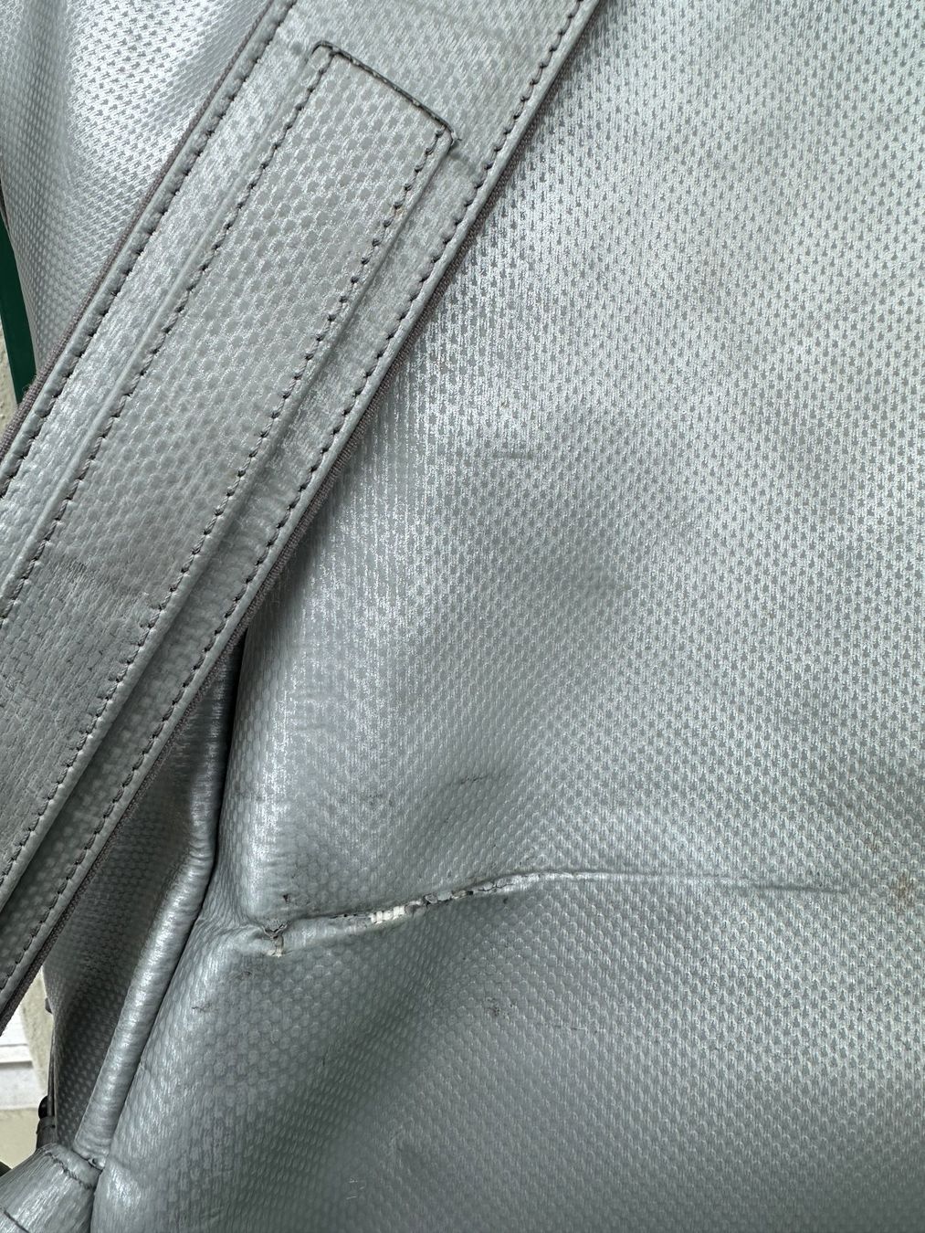 Freitag Zaini: Freitag Rucksack R522 Tschingel silbergrau – Usato da Gümmenen venduto da FelizitasHermann 2