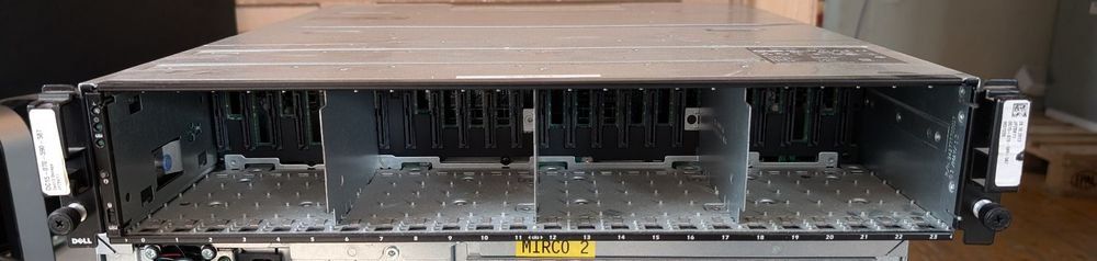 Dell Serveurs: Diskarray Dell MD1220 - 24x 2.5" – D'occasion à Lachen SZ par Telmich