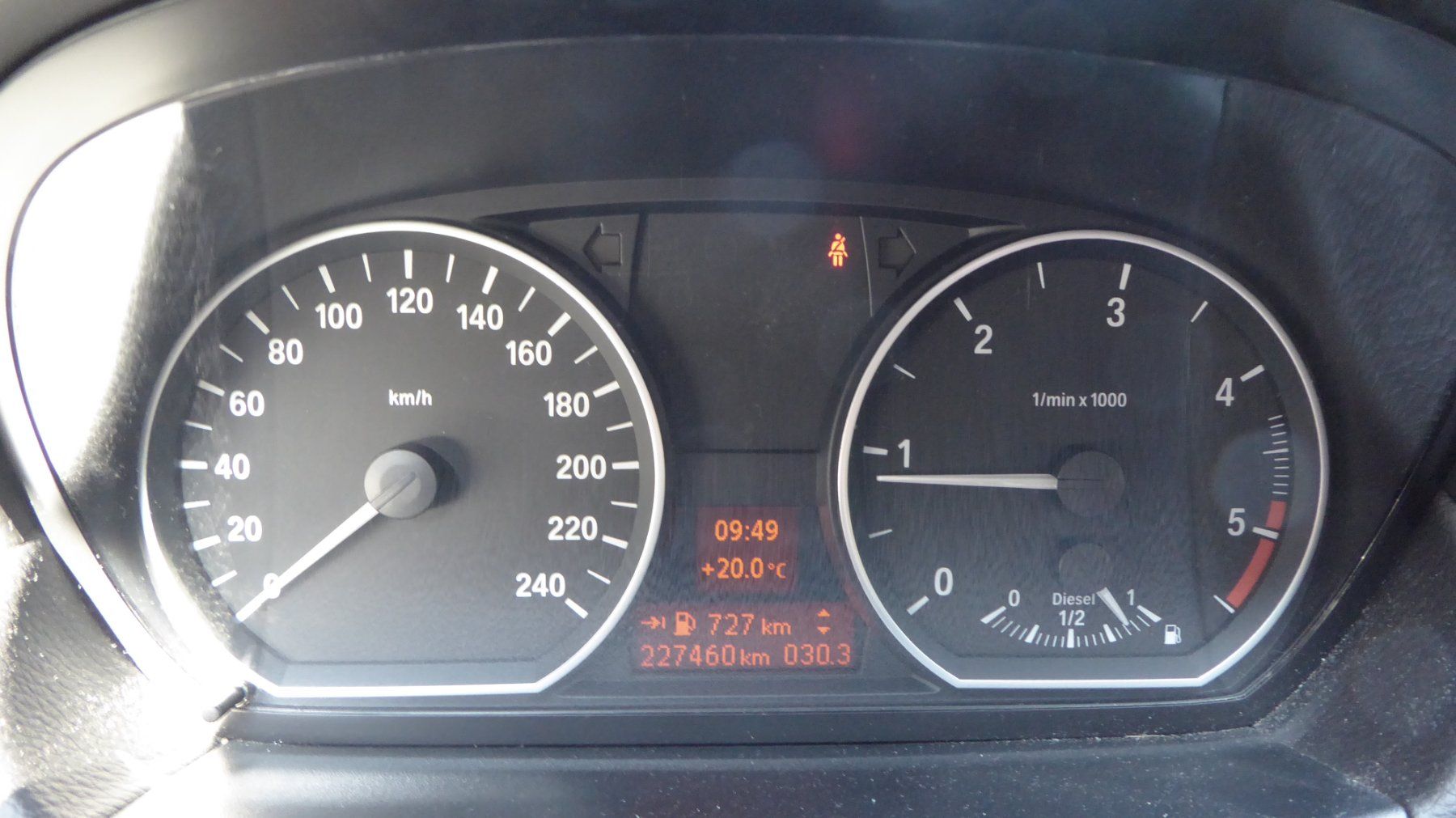 BMW Autos: BMW 118d – D'occasion à Sisikon par zander012 4